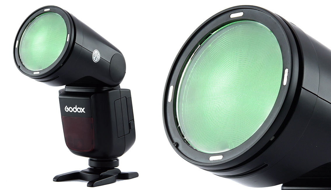 Flash Godox V1 con geles V-11T y V-11C en uso Flash Godox V1 con geles V-11T y V-11C en uso