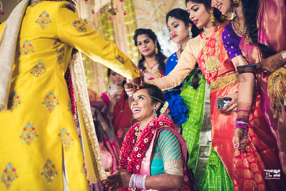 Ankita Asthana - Fotografía de boda con colores intensos
