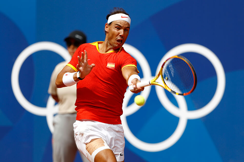 Rafael Nadal en acción, fotografía deportiva por Miguelez Team