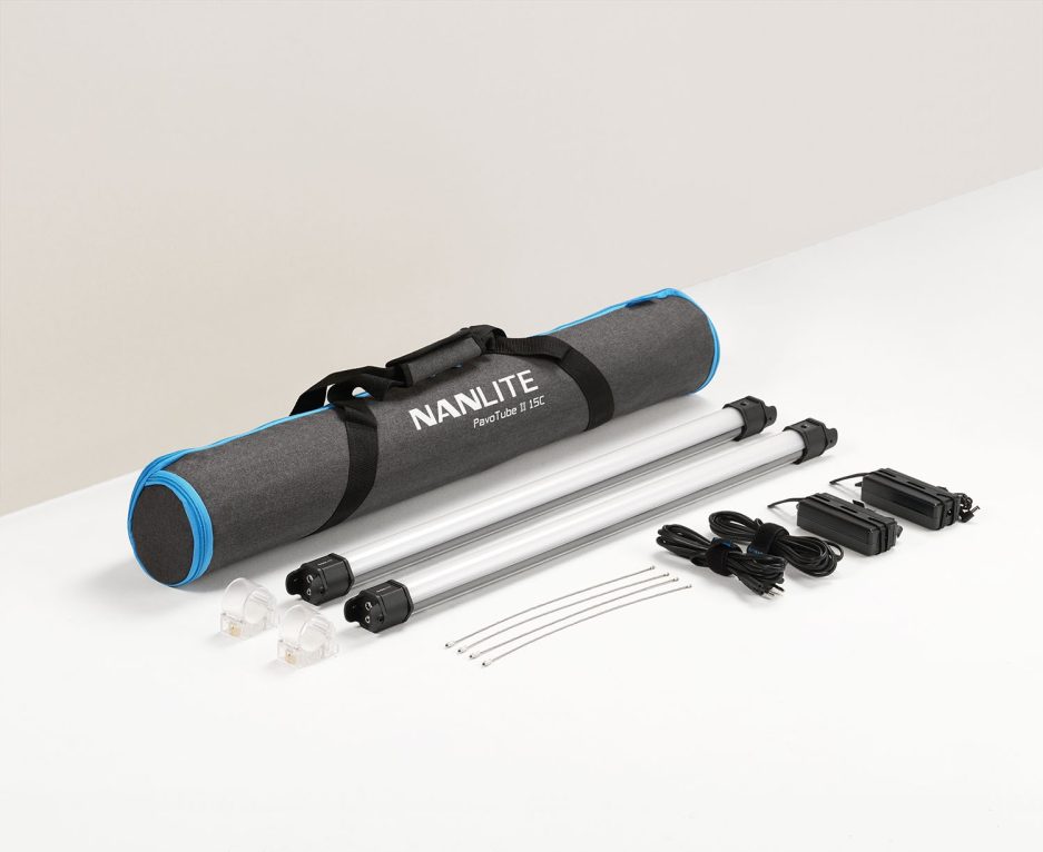 Kit 2 x Nanlite PavoTube II 15C con batería Kit 2 x Nanlite PavoTube II 15C con batería