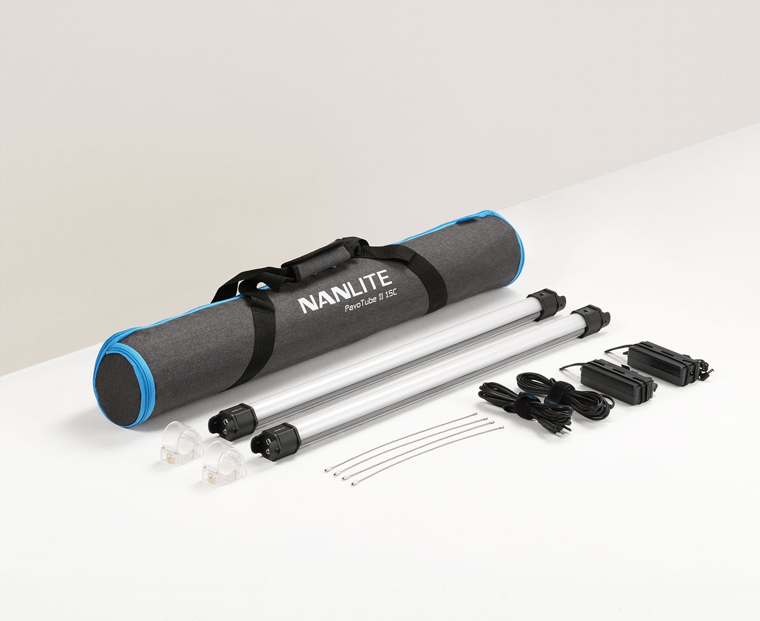 Kit 2 x Nanlite PavoTube II 15C con batería