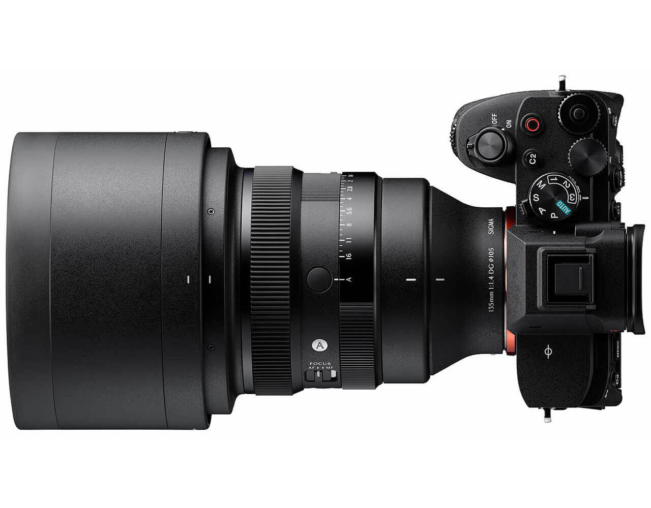 Sigma 135mm F1.4 DG Art montado en cámara mirrorless full frame