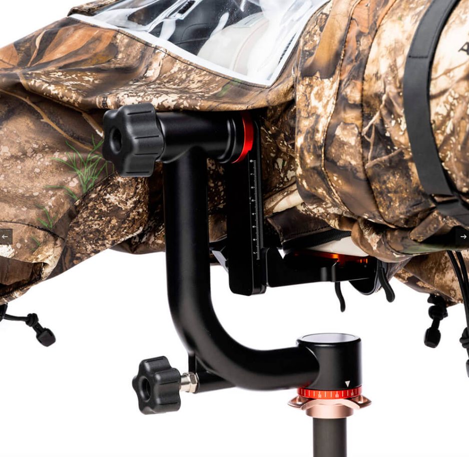 Think Tank Hydrophobia DM 300–600 V3 RealTree APX