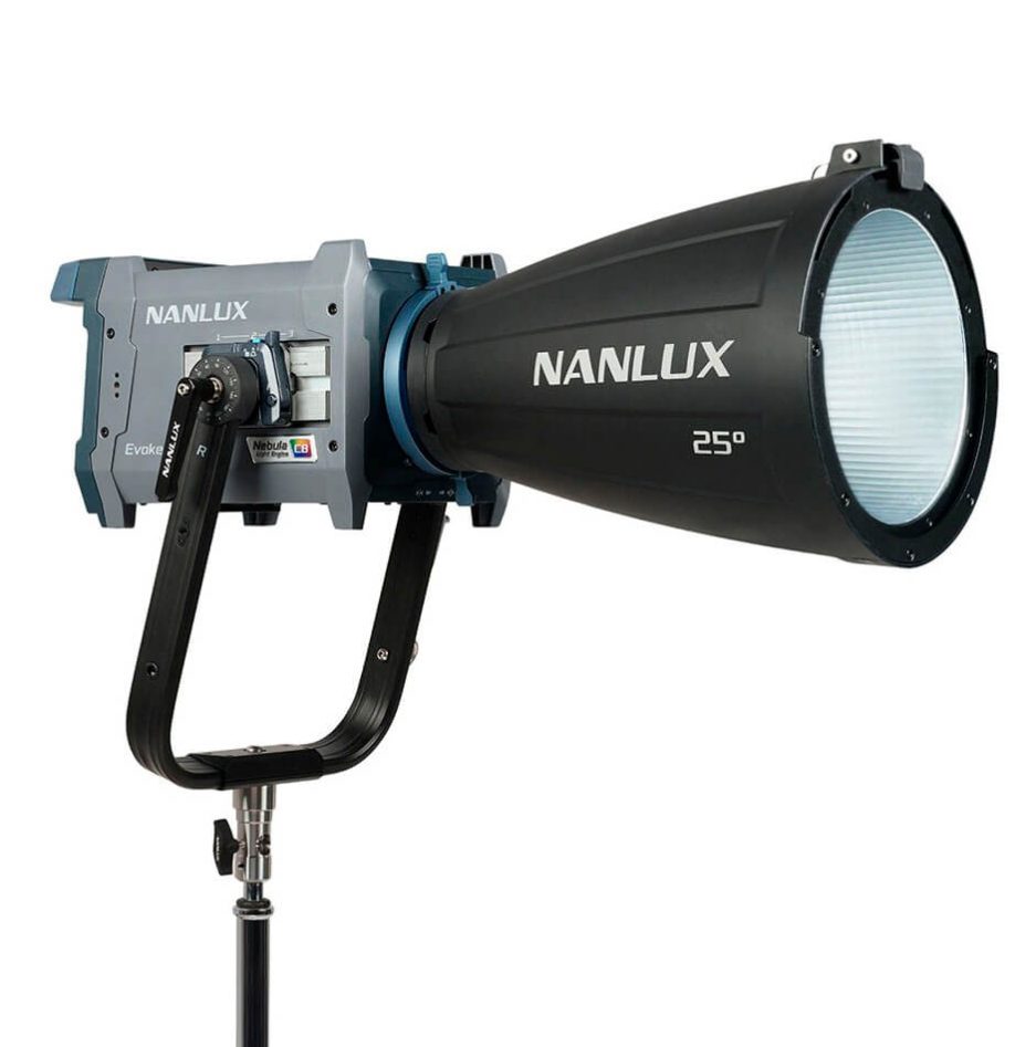 Nanlux Evoke 600C Kit con maleta Trolley – Foco LED RGBW Nanlux Evoke 600C Kit con maleta Trolley – Foco LED RGBW