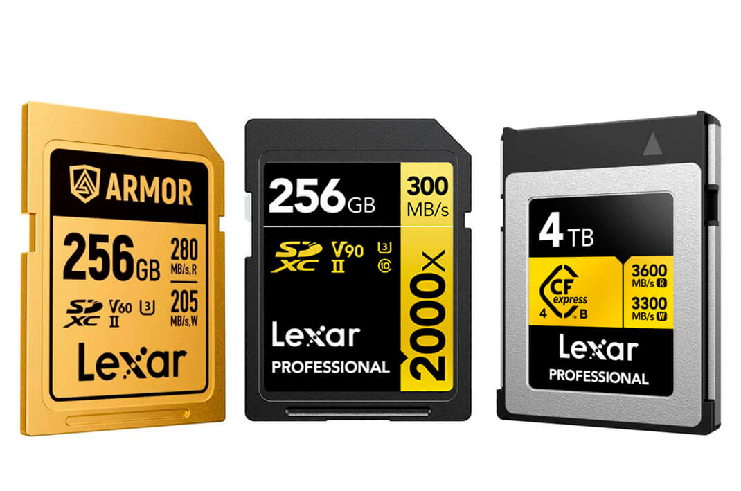 Comparativa visual entre tarjeta SD UHS-II V60, tarjeta SD UHS-II V90 y tarjeta CFexpress Type B